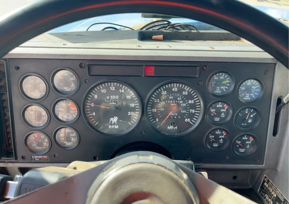 1998 Mack CH613 Tri/A 11 yard Hydraulic Dump Heavy