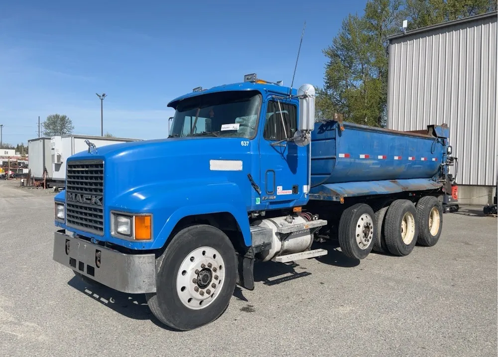 1998 Mack CH613 Tri/A 11 yard Hydraulic Dump Heavy