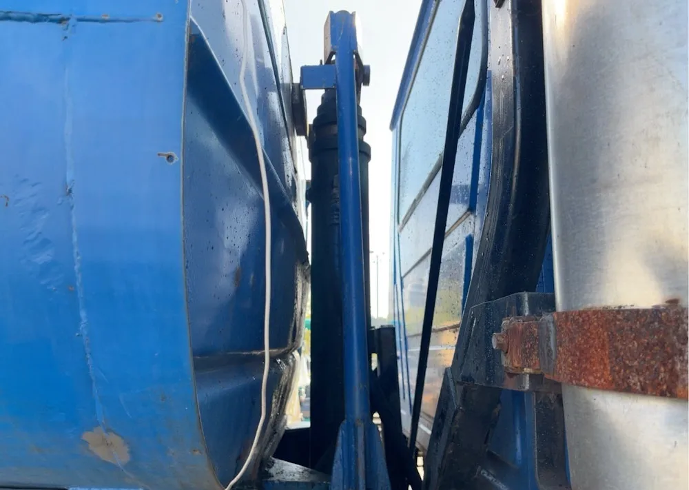 1998 Mack CH613 Tri/A 11 yard Hydraulic Dump Heavy