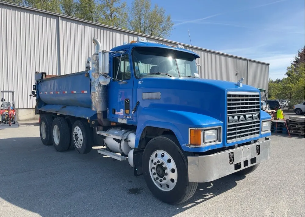 1998 Mack CH613 Tri/A 11 yard Hydraulic Dump Heavy