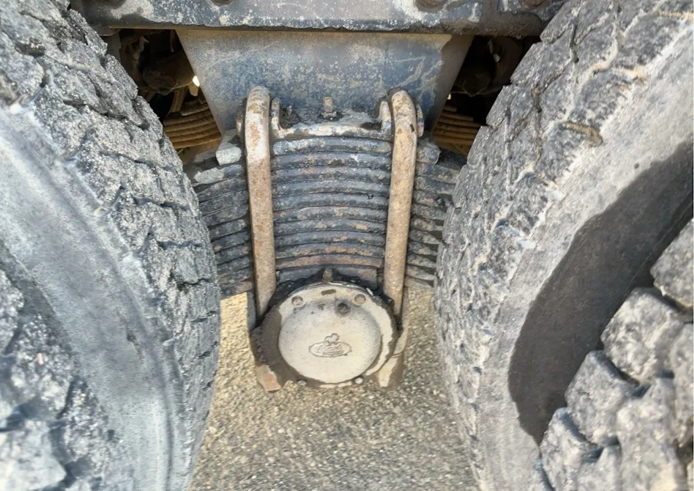 1998 Mack CH613 Tri/A 11 yard Hydraulic Dump Heavy
