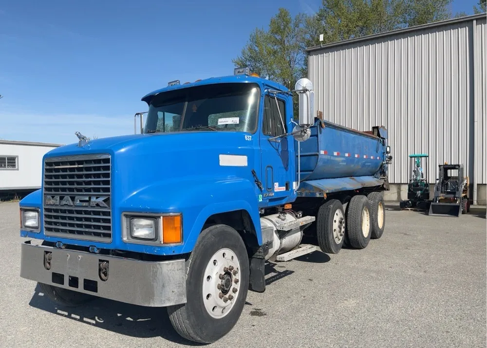 1998 Mack CH613 Tri/A 11 yard Hydraulic Dump Heavy